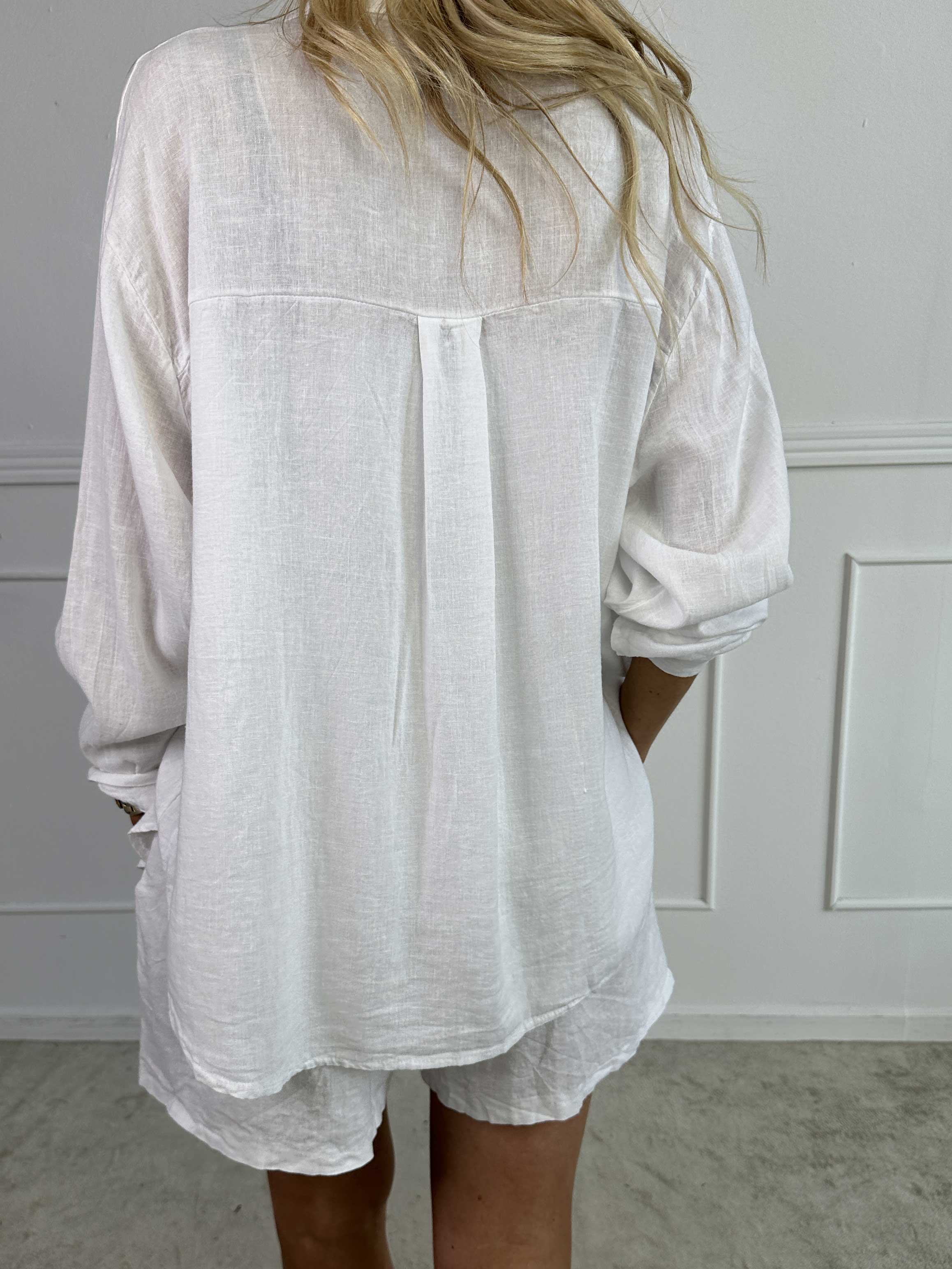 Clara Shirt - Ensfarvet skjorte i viskose og hør